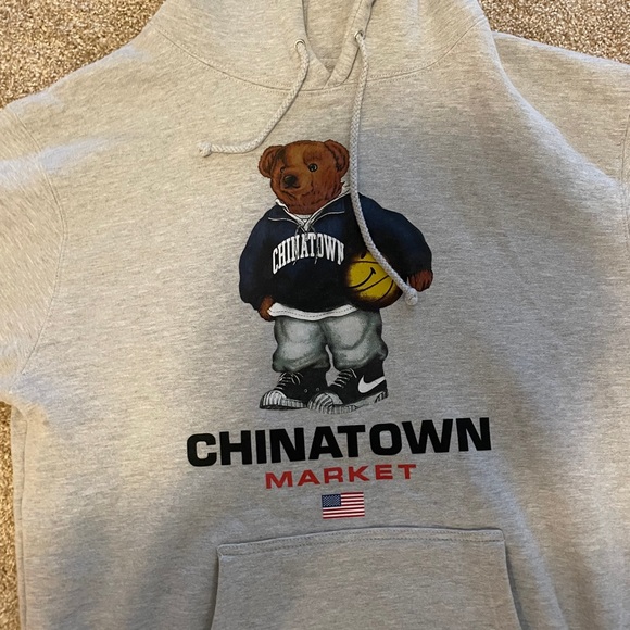 Chinatown market sweatshirt - Picture 4 of 4
